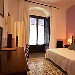 Casa De Azulejos Córdova