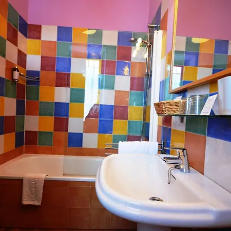 Hotel Casa De Azulejos 2*