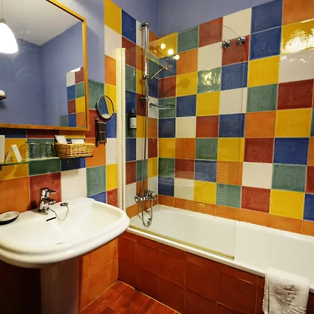 Hotel Casa De Azulejos 2*