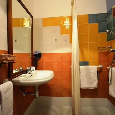 Отель Casa De Azulejos 2*