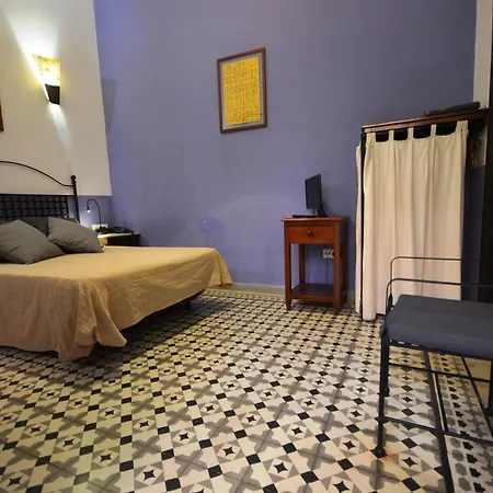 Casa De Azulejos Отель Кордова