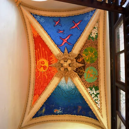Casa De Azulejos