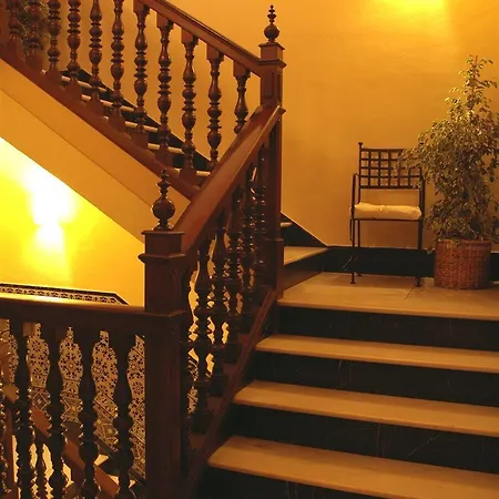 Casa De Azulejos 2*