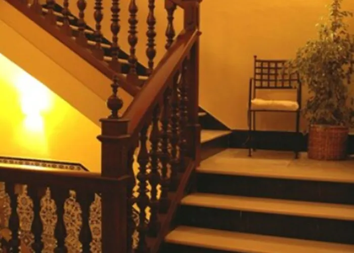 Casa De Azulejos Hotel 2*